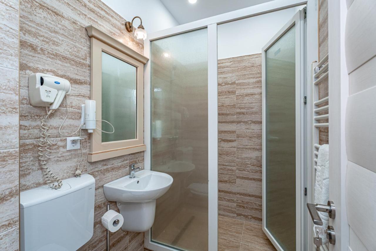 Hotel Rin Sibiu Ngoại thất bức ảnh