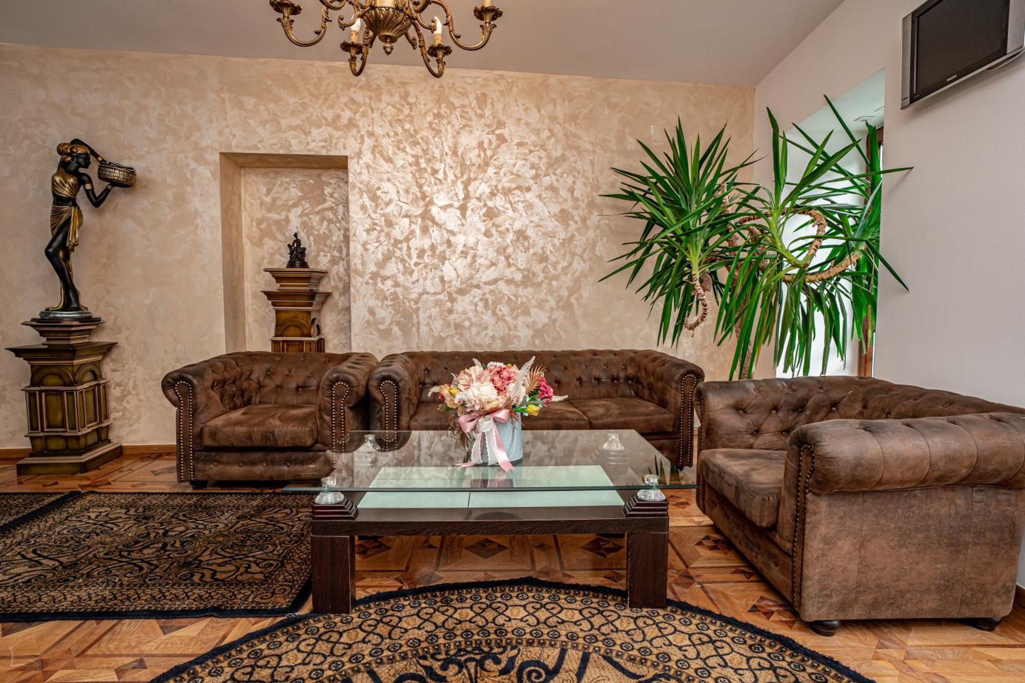 Hotel Rin Sibiu Ngoại thất bức ảnh
